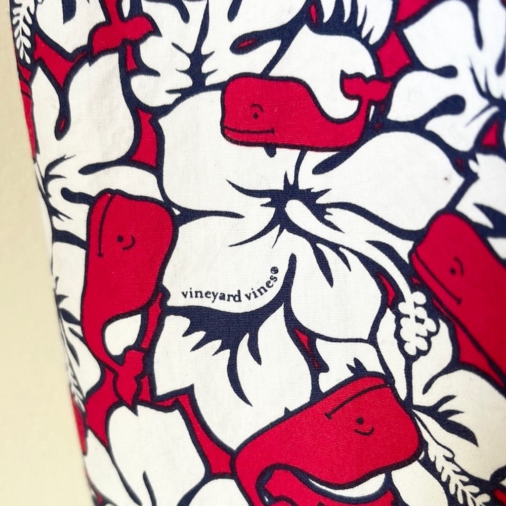 VINEYARD VINES X TARGET Red Hibiscus Flower Whale
V-Neck Wrap Dress XS - Picture 12 of 15